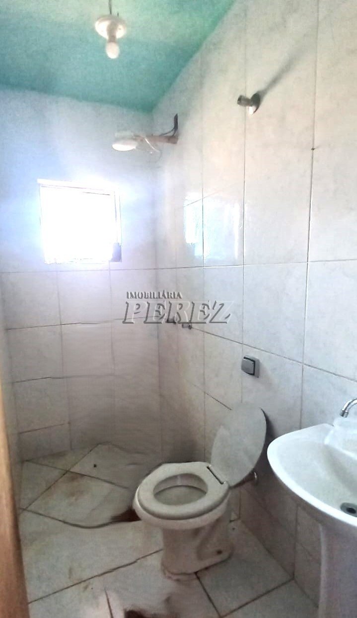 Casa, de 2 quartos, 72 m² à venda no Jardim Maria Celina - Londrina/PR - Foto 4