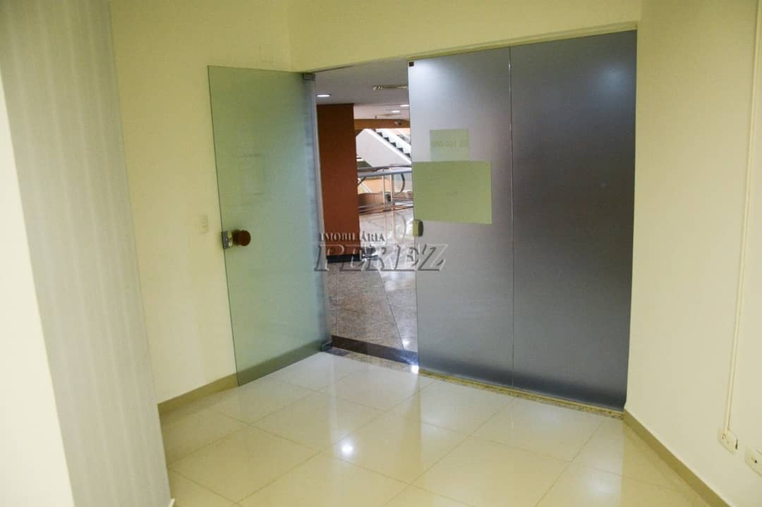 Salas no Complexo Empresarial Oscar Fuganti, 41.49 m² à venda no Centro - Londrina/PR - Foto 2