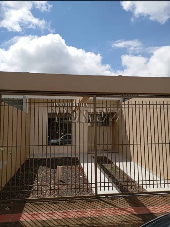Casa, de 3 quartos à venda no Jardim Pequena Londres - Londrina/PR - Foto 0