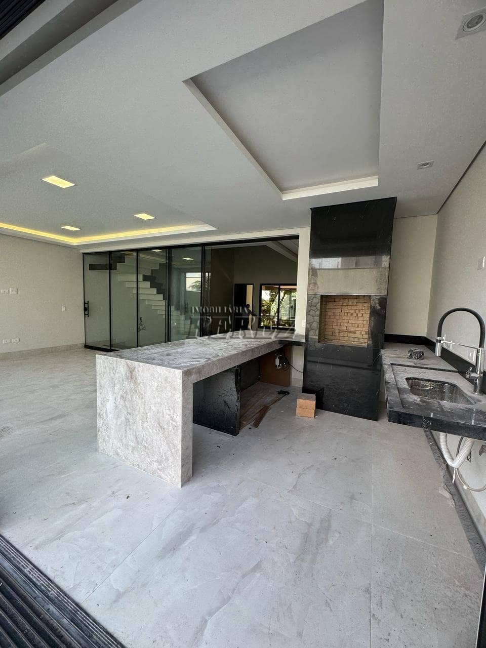 Casa  no Royal Forest, de 4 quartos, 332 m² à venda no Esperança - Londrina/PR - Foto 3
