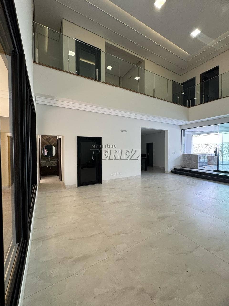 Casa  no Royal Forest, de 4 quartos, 332 m² à venda no Esperança - Londrina/PR - Foto 1
