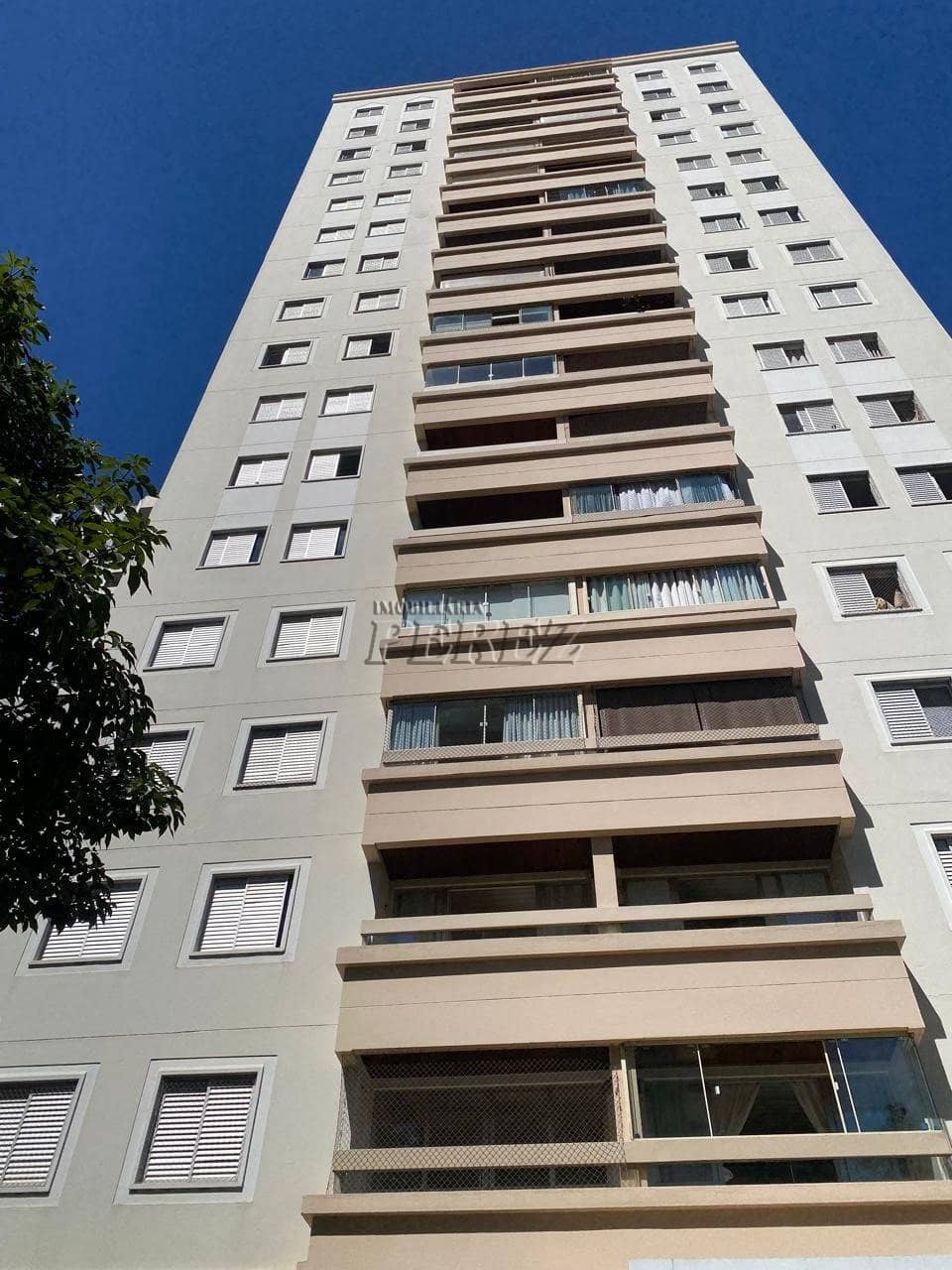 Apartamento no Edifício Boulevard Park, de 3 quartos, 90.3 m² à venda no Centro - Londrina/PR - Foto 1