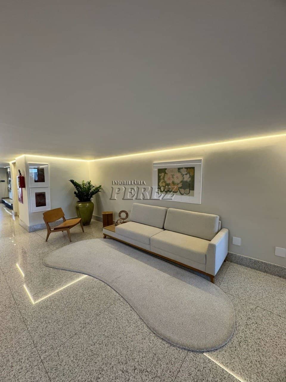 Apartamento no Edifício Residencial Rio De Janeiro, de 3 quartos, 183 m² à venda no Centro - Londrina/PR - Foto 3