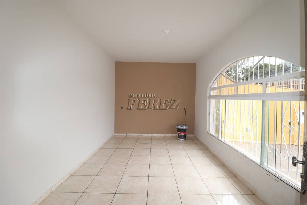 Casa, de 3 quartos, 120 m² para alugar no Marabá - Londrina/PR - Foto 1