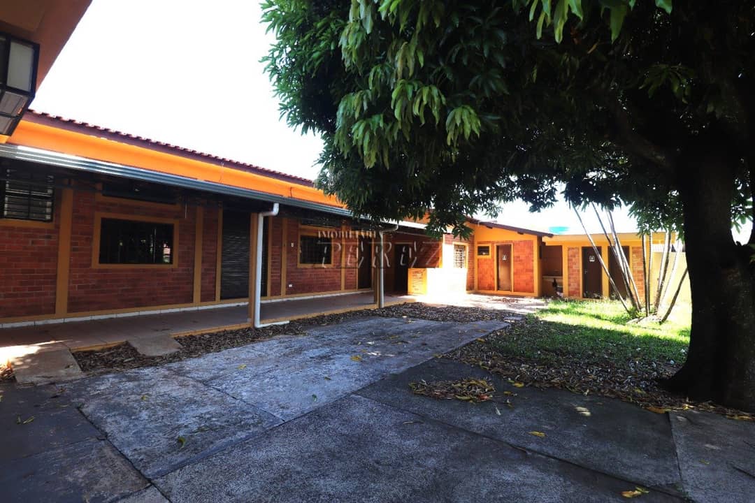 Casa comercial, 145 m² à venda no Parque Residencial Joaquim Toledo Piza - Londrina/PR - Foto 2