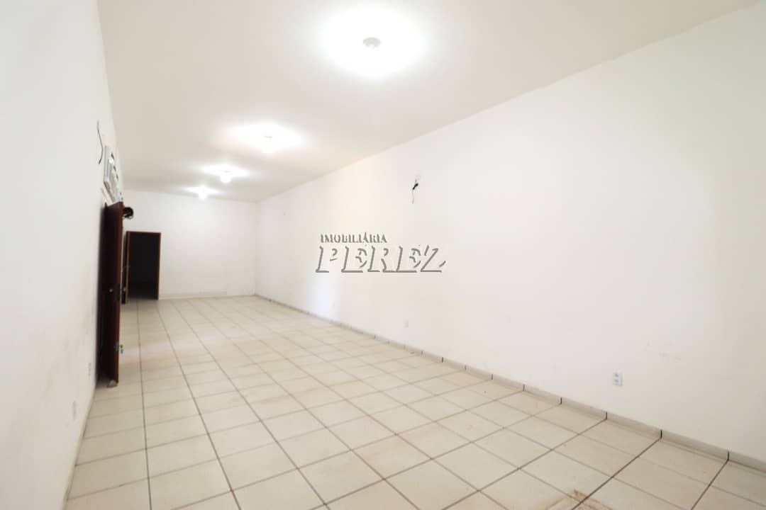 Casa comercial, 145 m² à venda no Parque Residencial Joaquim Toledo Piza - Londrina/PR - Foto 3