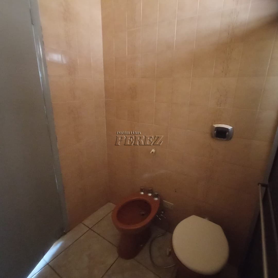 Casa, de 3 quartos para alugar no Centro - Sertanópolis/PR - Foto 14