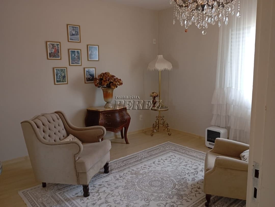 Casa, de 2 quartos, 280 m² à venda no Bancários - Londrina/PR - Foto 5