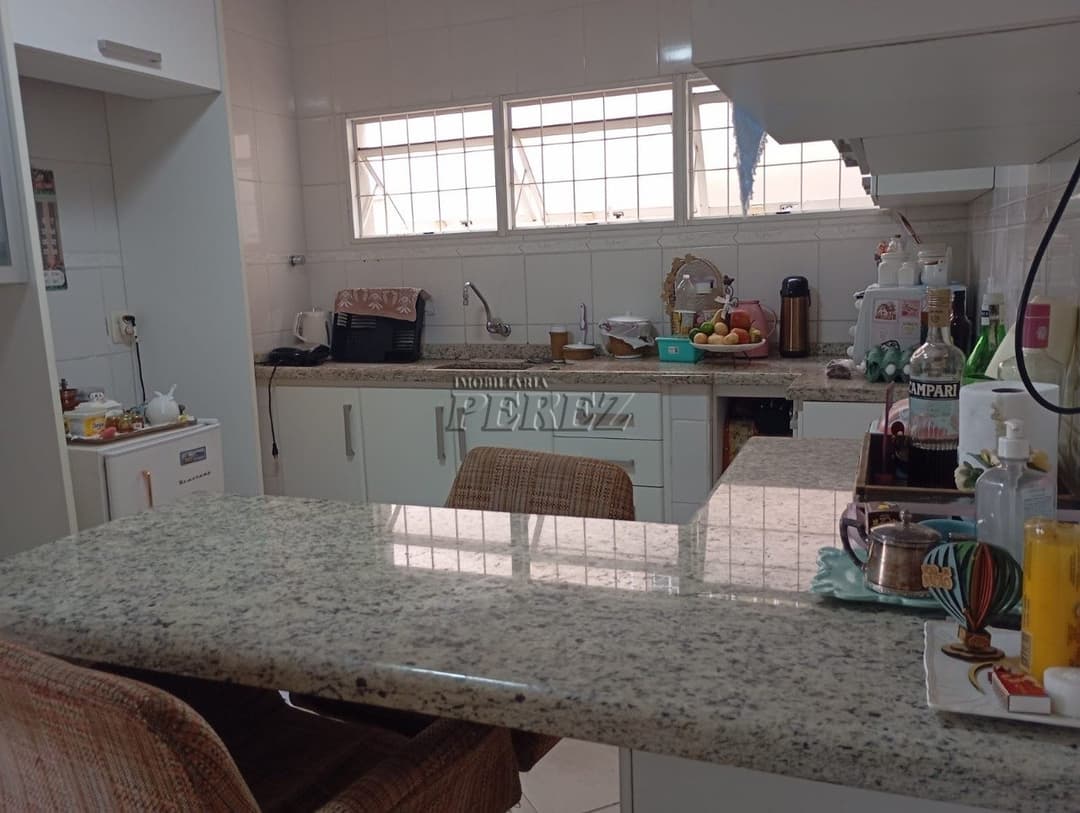 Casa, de 2 quartos, 280 m² à venda no Bancários - Londrina/PR - Foto 9
