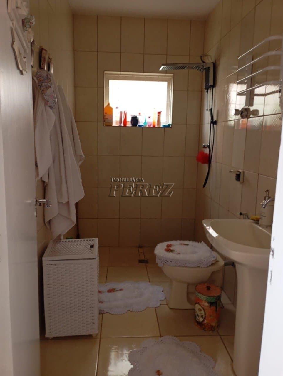 Casa, de 2 quartos, 280 m² à venda no Bancários - Londrina/PR - Foto 14