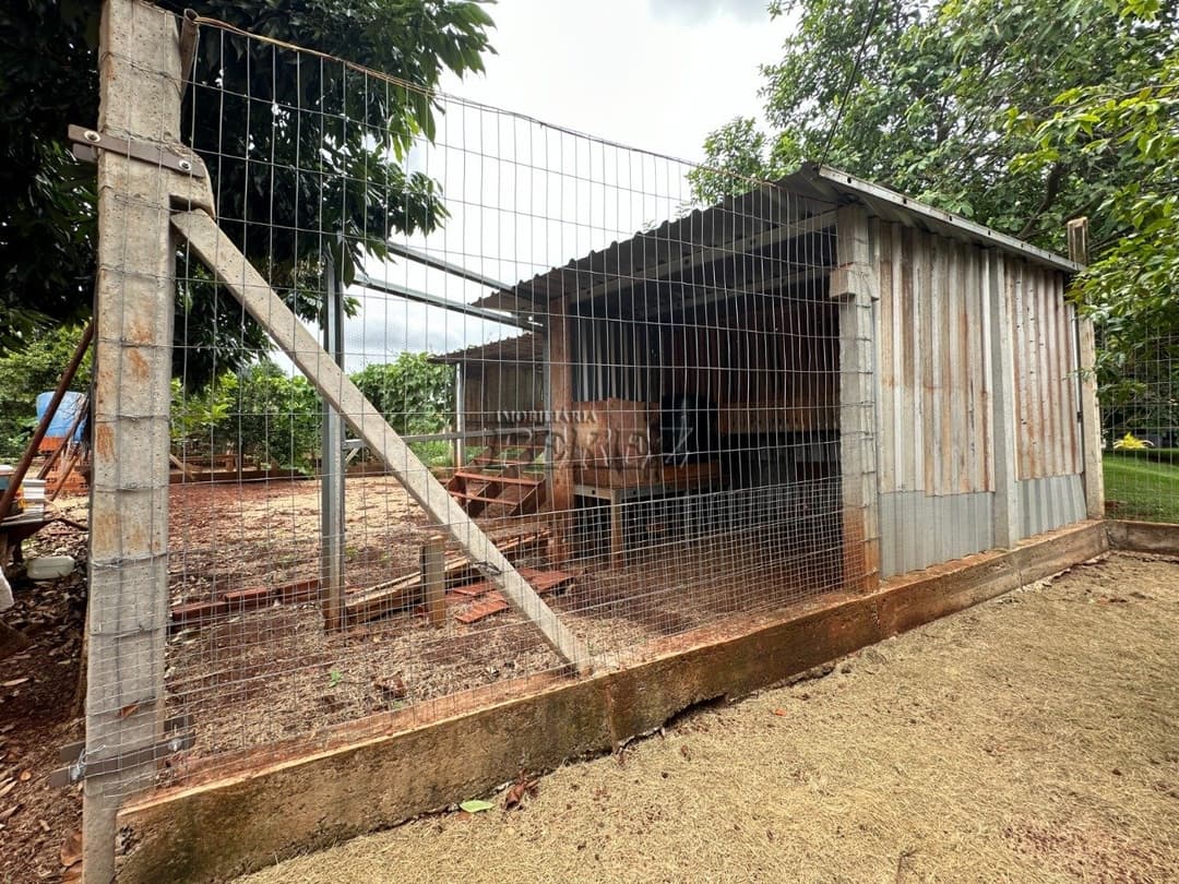 Imóveis Rurais no Condomínio De Chácaras Itaúna, de 3 quartos, 250 m² à venda no Itauna - Ibiporã/PR - Foto 35