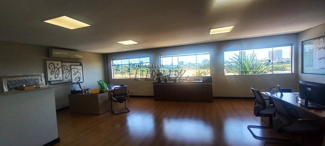 Galpão, 350 m² para alugar no Portal De Versalhes 1 - Londrina/PR - Foto 9