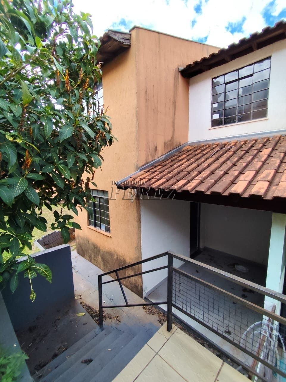 Casa  no Aurora Tropical, de 3 quartos, 60 m² para alugar no Jardim Tókio - Londrina/PR - Foto 2