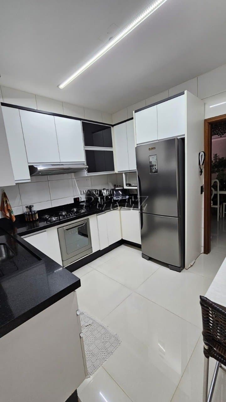Casa  no Condomínio Residencial Bandeirantes, de 3 quartos, 250 m² à venda no Rodocentro - Londrina/PR - Foto 19
