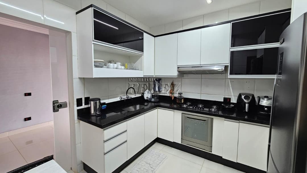Casa  no Condomínio Residencial Bandeirantes, de 3 quartos, 250 m² à venda no Rodocentro - Londrina/PR - Foto 21