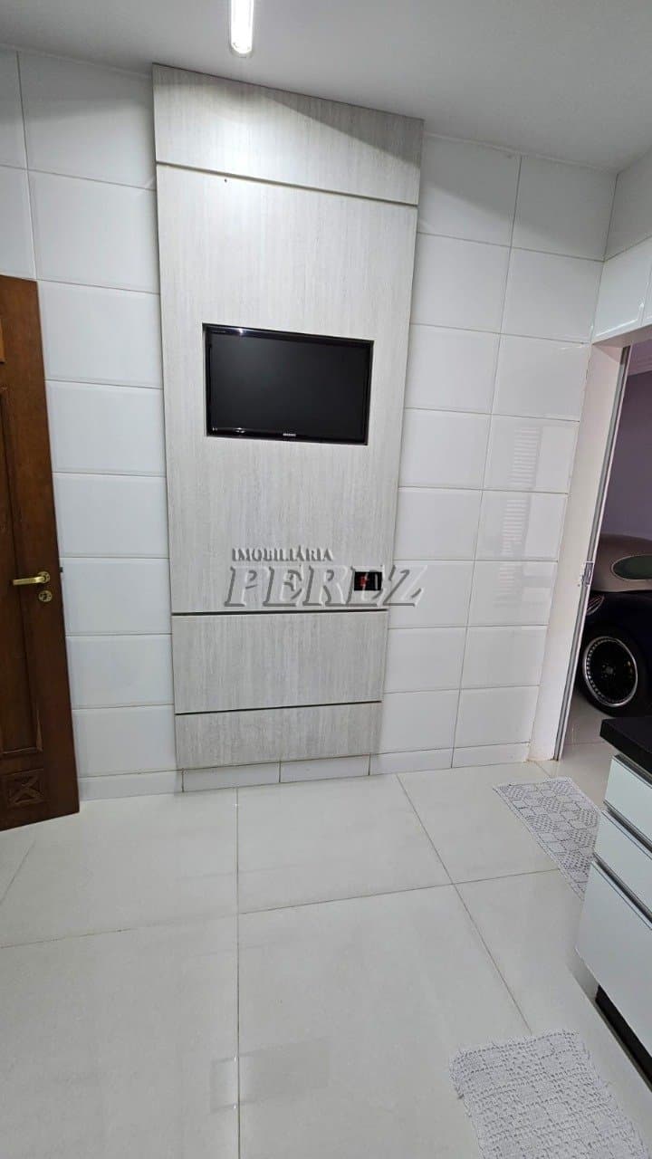 Casa  no Condomínio Residencial Bandeirantes, de 3 quartos, 250 m² à venda no Rodocentro - Londrina/PR - Foto 24