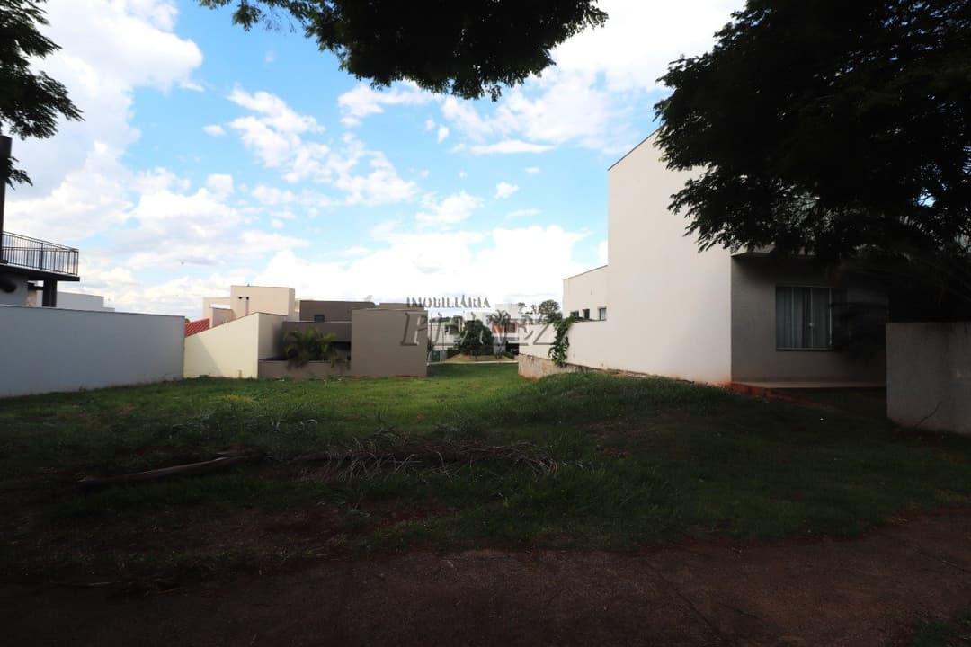 Terrenos no Residencial Bella Vitta à venda no Residencial Terra Roxa - Londrina/PR - Foto 11
