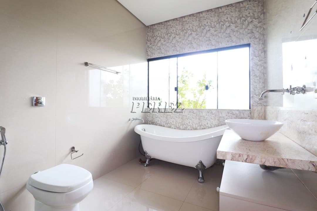 Casa  no Condomínio Tangará, de 3 quartos, 226 m² à venda no Parque Taua - Londrina/PR - Foto 5