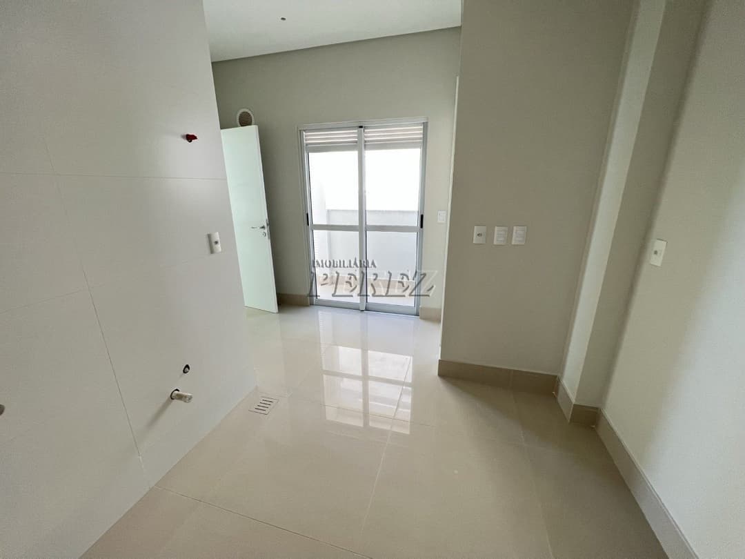 Apartamento de Alto Padrão Frente ao Mar - Edifício Palazzo Del Mare - Meia Praia, Itapema/SC - Foto 25