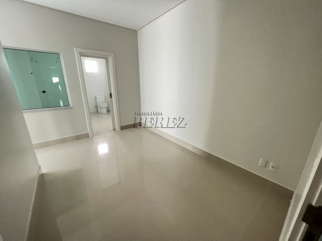 Apartamento de Alto Padrão Frente ao Mar - Edifício Palazzo Del Mare - Meia Praia, Itapema/SC - Foto 19