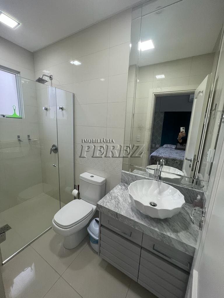 Apartamento de Alto Padrão à Venda - Frente Mar em Meia Praia, Itapema/SC na rua 241 - Foto 28