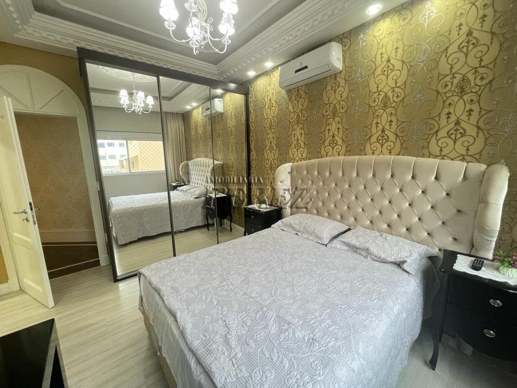 Apartamento de Alto Padrão à Venda - Frente Mar em Meia Praia, Itapema/SC na rua 241 - Foto 18