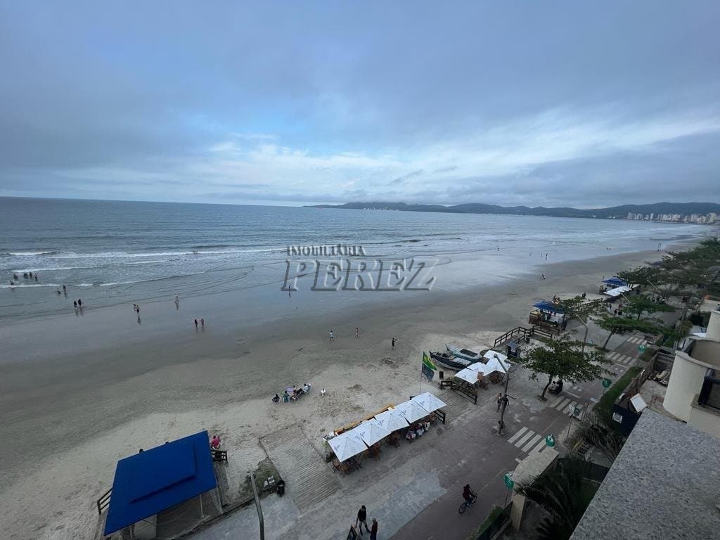 Apartamento de Alto Padrão à Venda - Frente Mar em Meia Praia, Itapema/SC na rua 241 - Foto 11