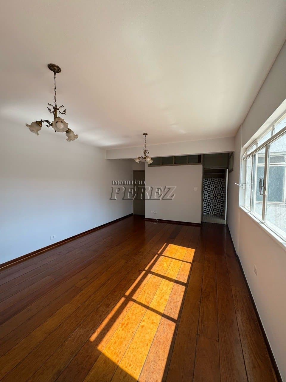 Apartamento no Edifício Caravelas, de 3 quartos, 103.29 m² à venda no Centro - Londrina/PR - Foto 3