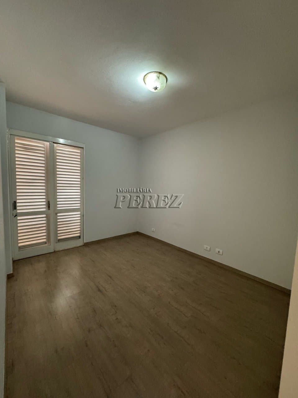 Apartamento no Edifício Caravelas, de 3 quartos, 103.29 m² à venda no Centro - Londrina/PR - Foto 8