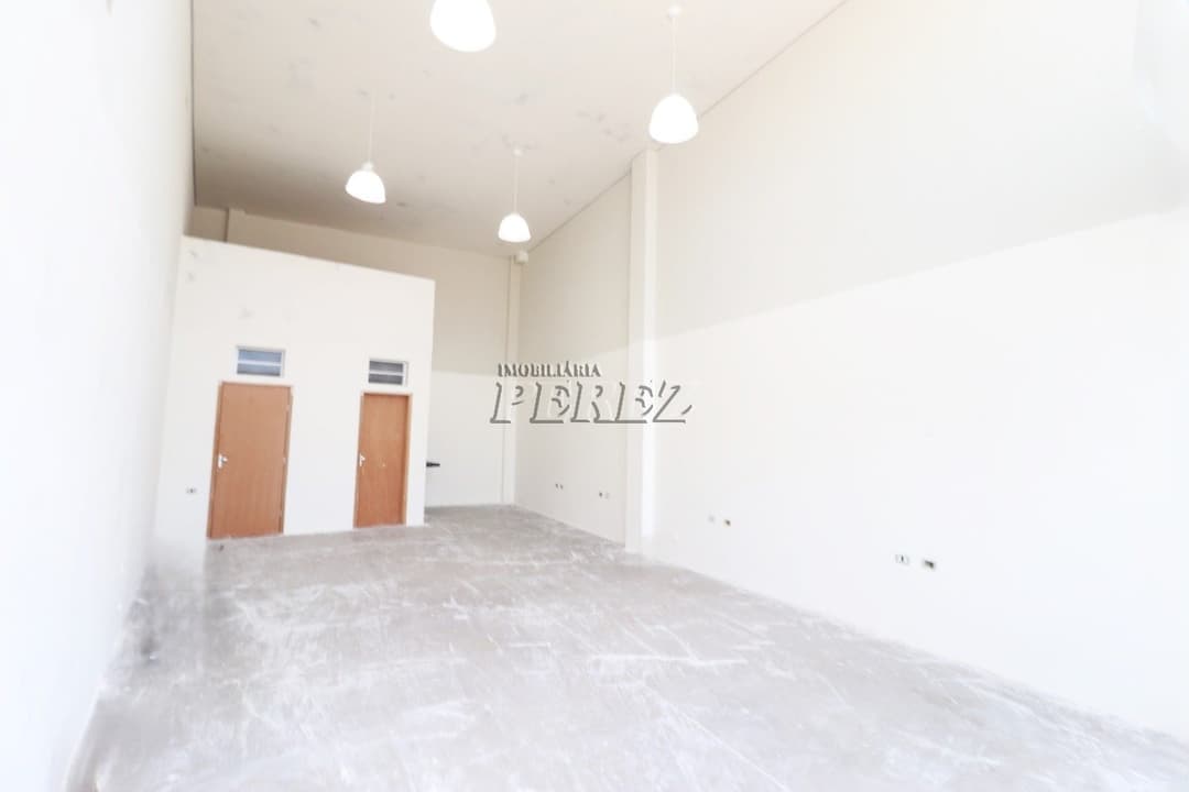 Loja para alugar no Conjunto Habitacional Alexandre Urbanas - Londrina/PR - Foto 2