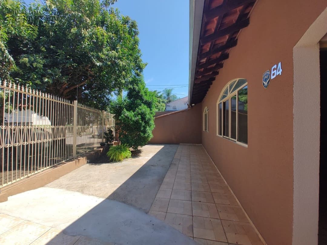 Casa, de 3 quartos, 152.79 m² à venda no Vila Monteiro - Londrina/PR - Foto 1