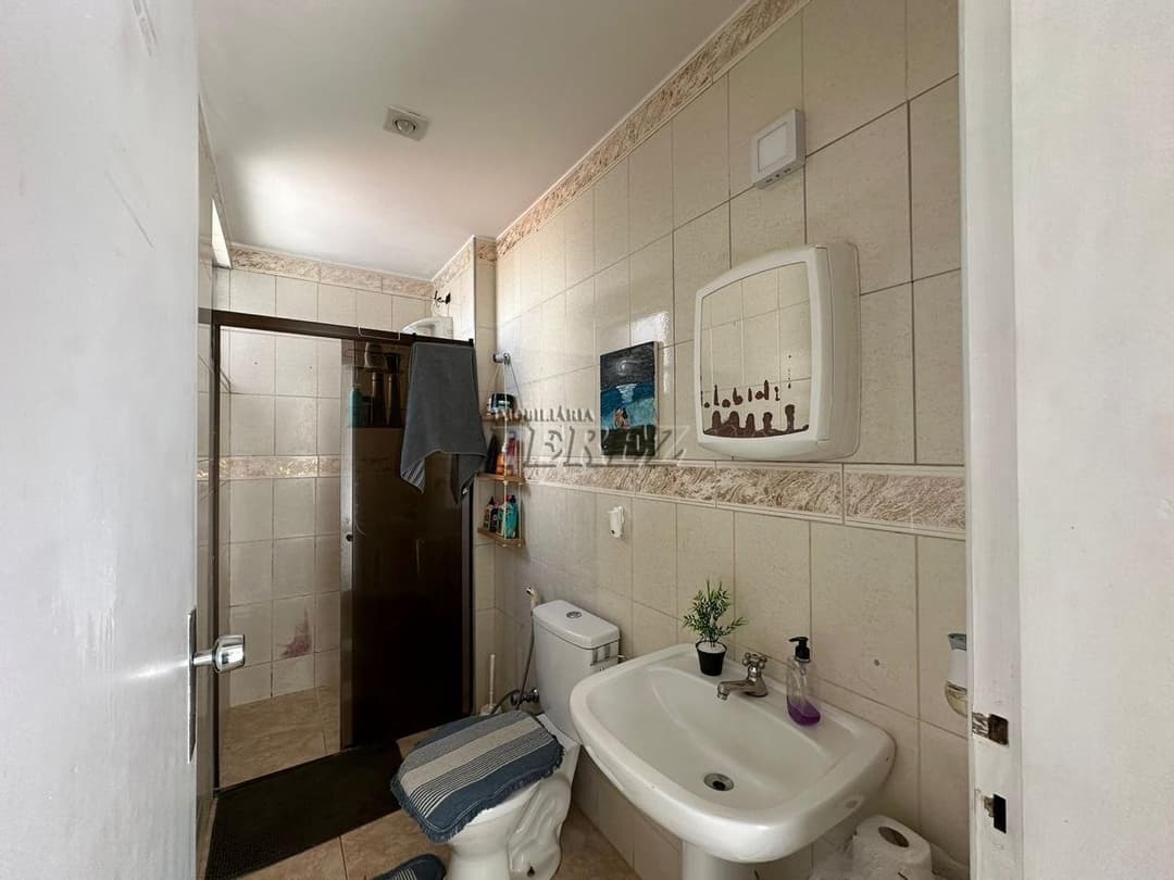 Apartamento no Edifício Saveiros, de 3 quartos, 70.24 m² à venda no Centro - Londrina/PR - Foto 18