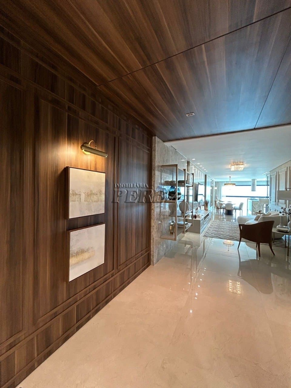 Rua 313 - Meia Praia | Apartamento de Alto Padrão | 04 Suítes | 180m² Privativos | 04 Vagas - Foto 4