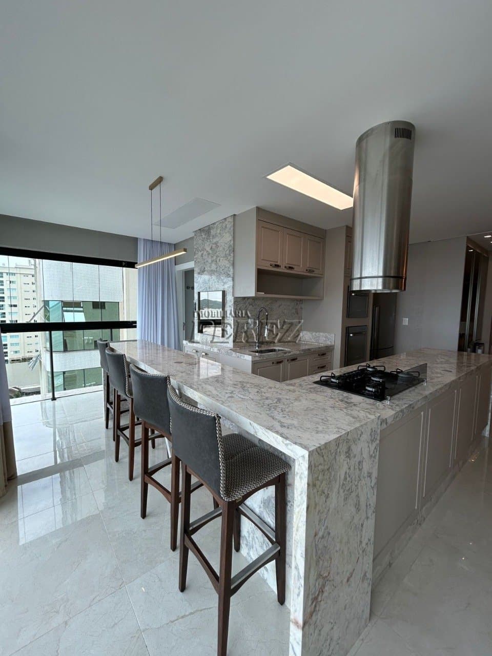 Rua 313 - Meia Praia | Apartamento de Alto Padrão | 04 Suítes | 180m² Privativos | 04 Vagas - Foto 11