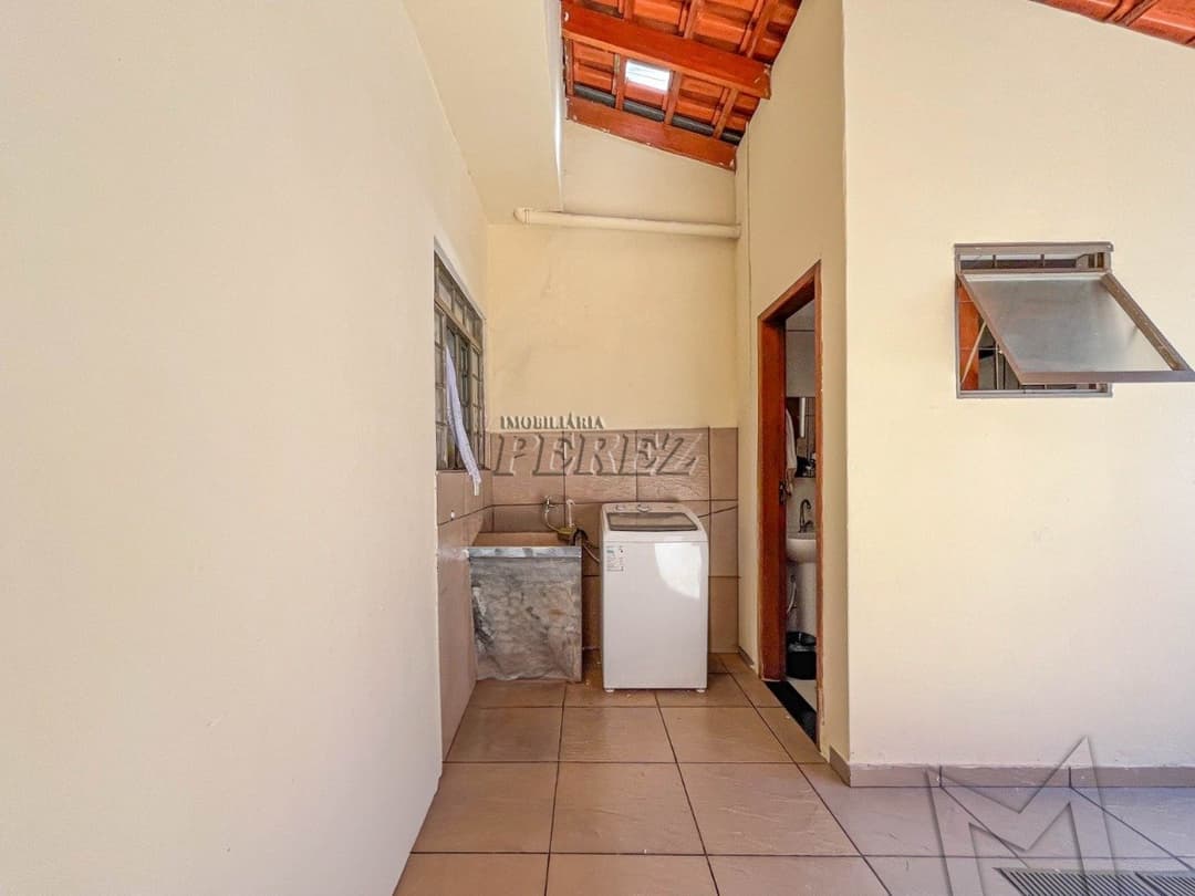 Casa, de 2 quartos, 165 m² à venda no Califórnia - Londrina/PR - Foto 11