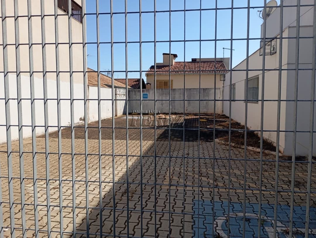 Imóveis Comerciais, 370 m² para alugar no Antares - Londrina/PR - Foto 16