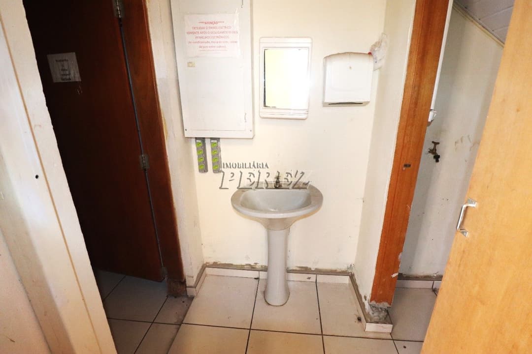 Barracão para alugar no centro em Londrina - Parque São Lourenço - Foto 9