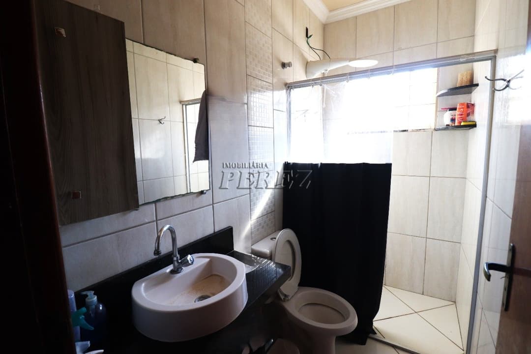 Casa, de 5 quartos, 180 m² para alugar no Jardim Planalto - Londrina/PR - Foto 11