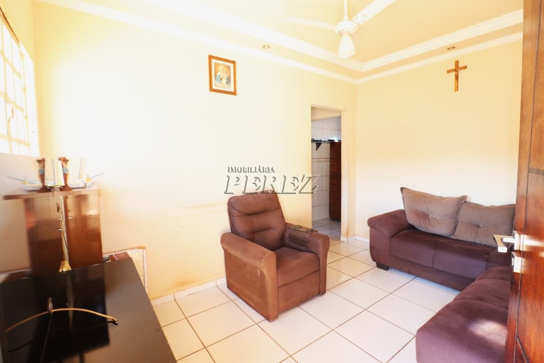 Casa, de 5 quartos, 180 m² para alugar no Jardim Planalto - Londrina/PR - Foto 22