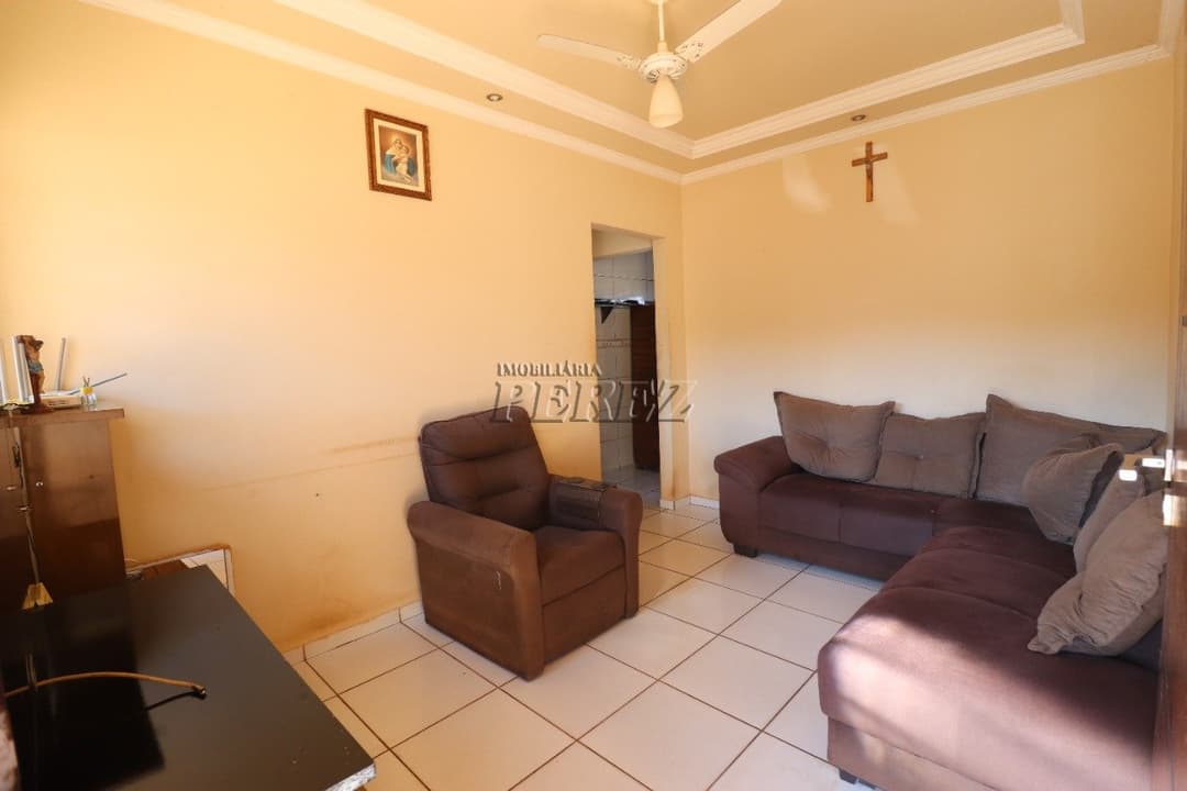 Casa, de 5 quartos, 180 m² para alugar no Jardim Planalto - Londrina/PR - Foto 23