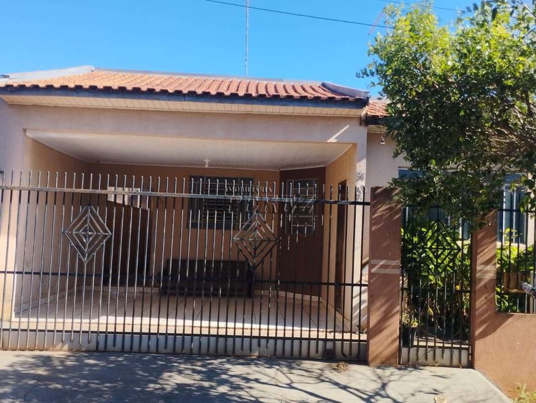 Casa, de 3 quartos, 170 m² à venda no Residencial Rosa - Jaguapitã/PR - Foto 2