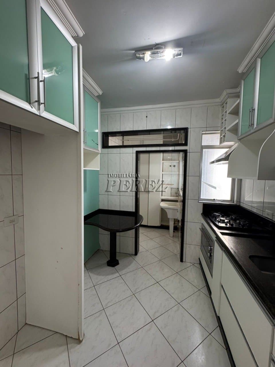 Apartamento no Solar Dos Alfares, de 3 quartos, 85 m² à venda no Vila Penteriche - Londrina/PR - Foto 2