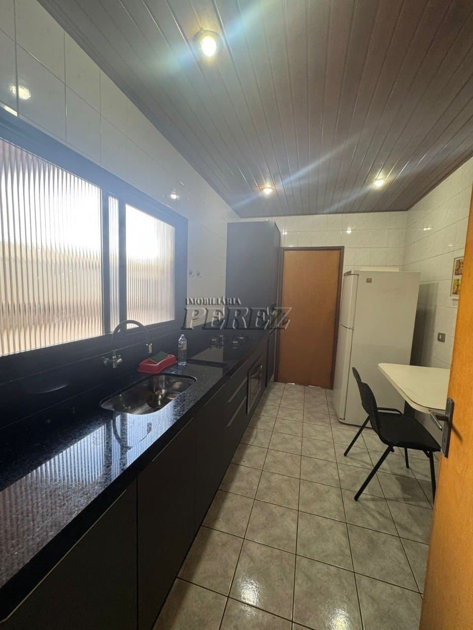 Apartamento no Edificio Bavaria, de 3 quartos, 138 m² à venda no Centro - Londrina/PR - Foto 24