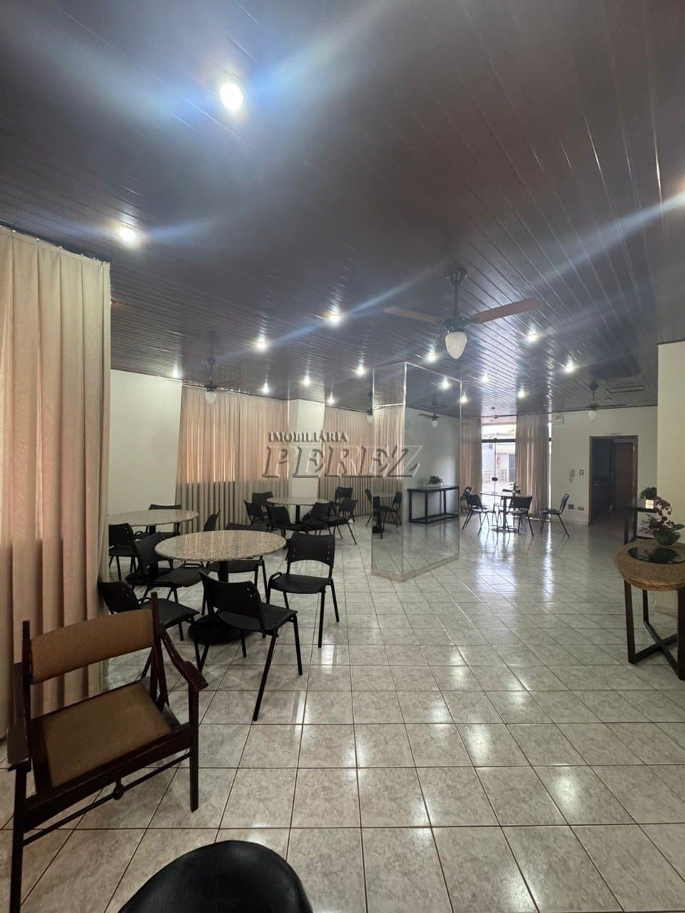 Apartamento no Edificio Bavaria, de 3 quartos, 138 m² à venda no Centro - Londrina/PR - Foto 23