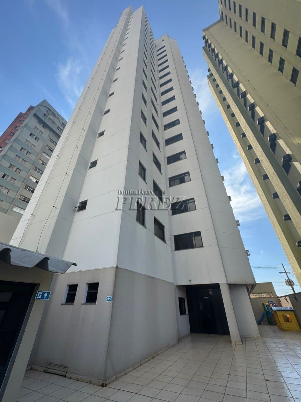 Apartamento no Edificio Bavaria, de 3 quartos, 138 m² à venda no Centro - Londrina/PR - Foto 20