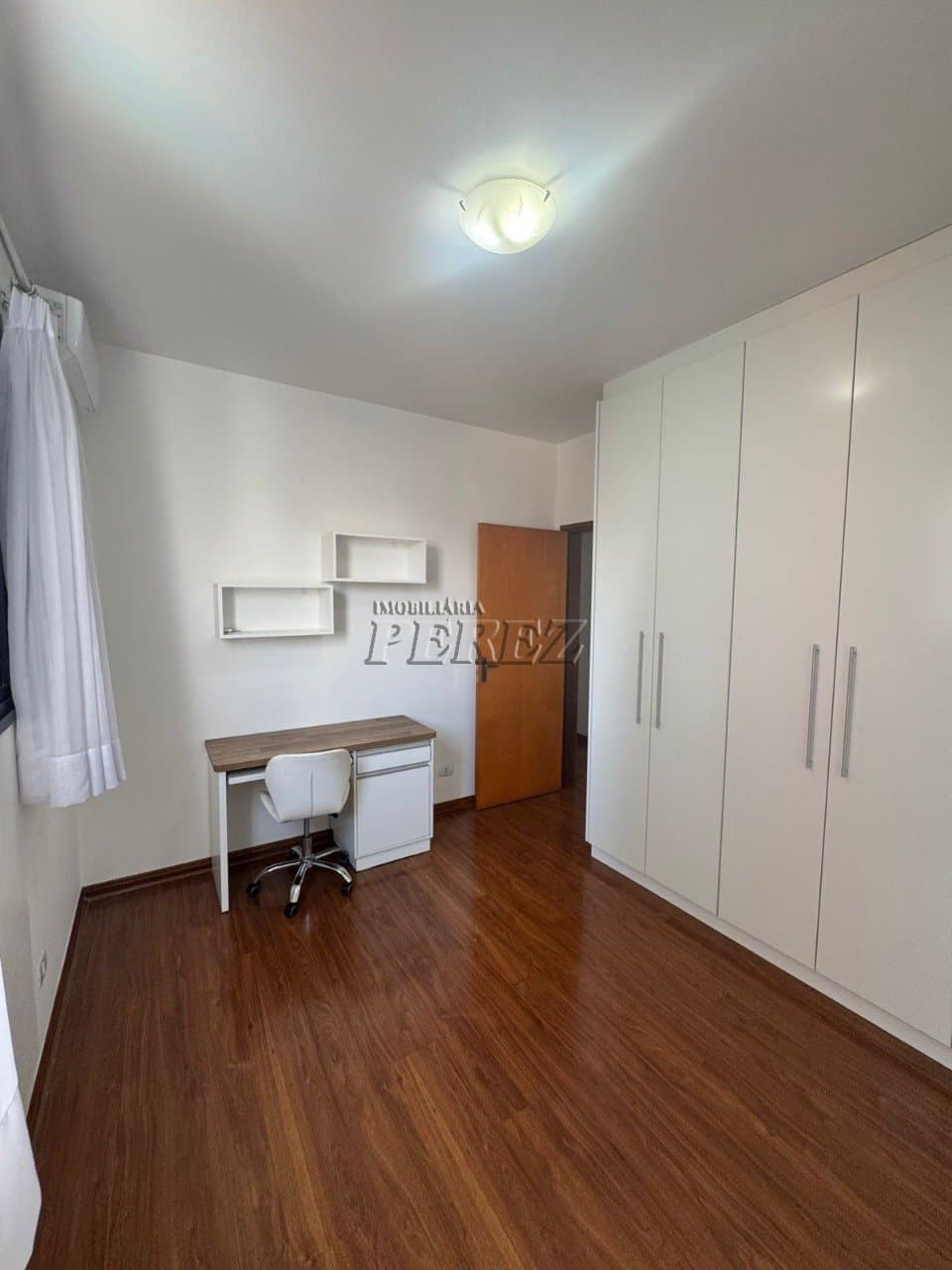 Apartamento no Edificio Bavaria, de 3 quartos, 138 m² à venda no Centro - Londrina/PR - Foto 16