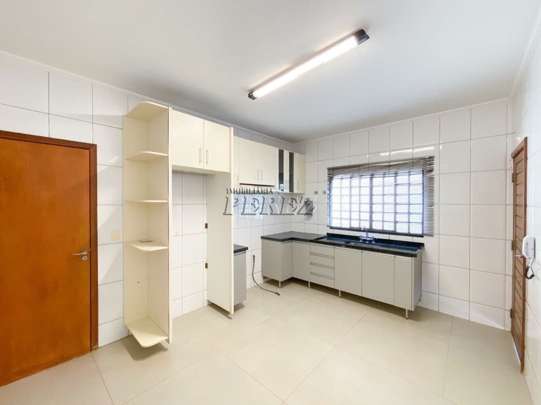 Casa para alugar próximo da Av. dos Pioneiros na região leste de Londrina - Foto 6