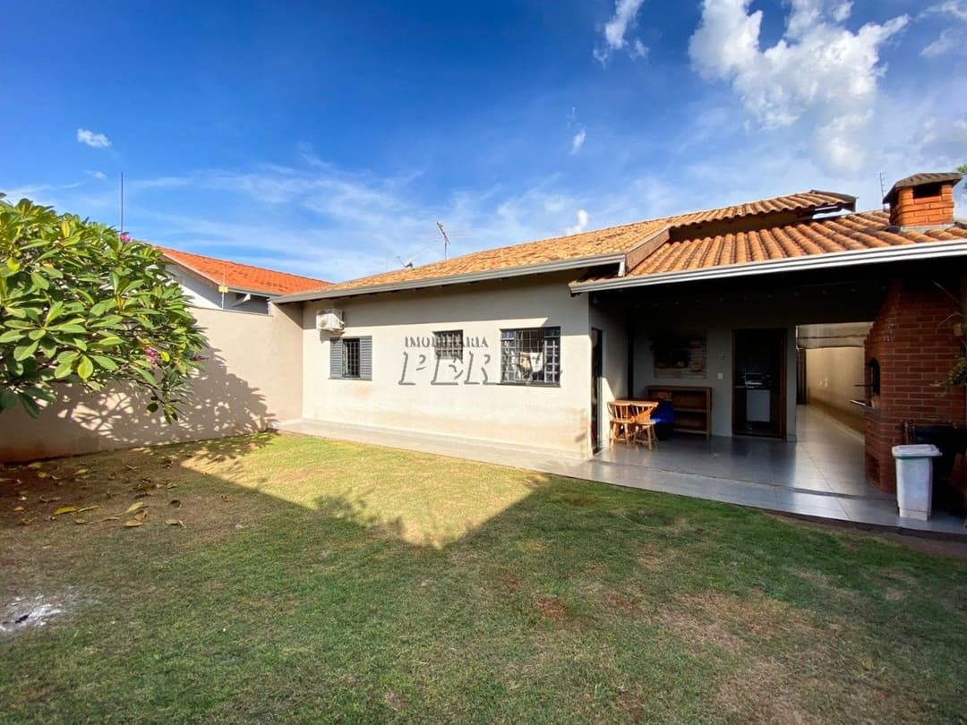Casa, de 3 quartos, 220 m² para alugar no Antares - Londrina/PR - Foto 19