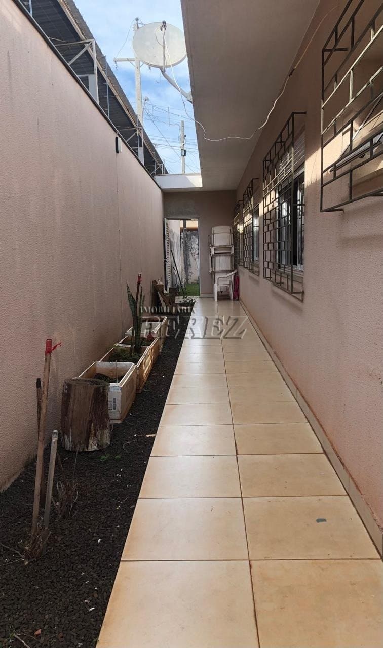 Casa, de 4 quartos, 270 m² à venda no Caravelle - Londrina/PR - Foto 21