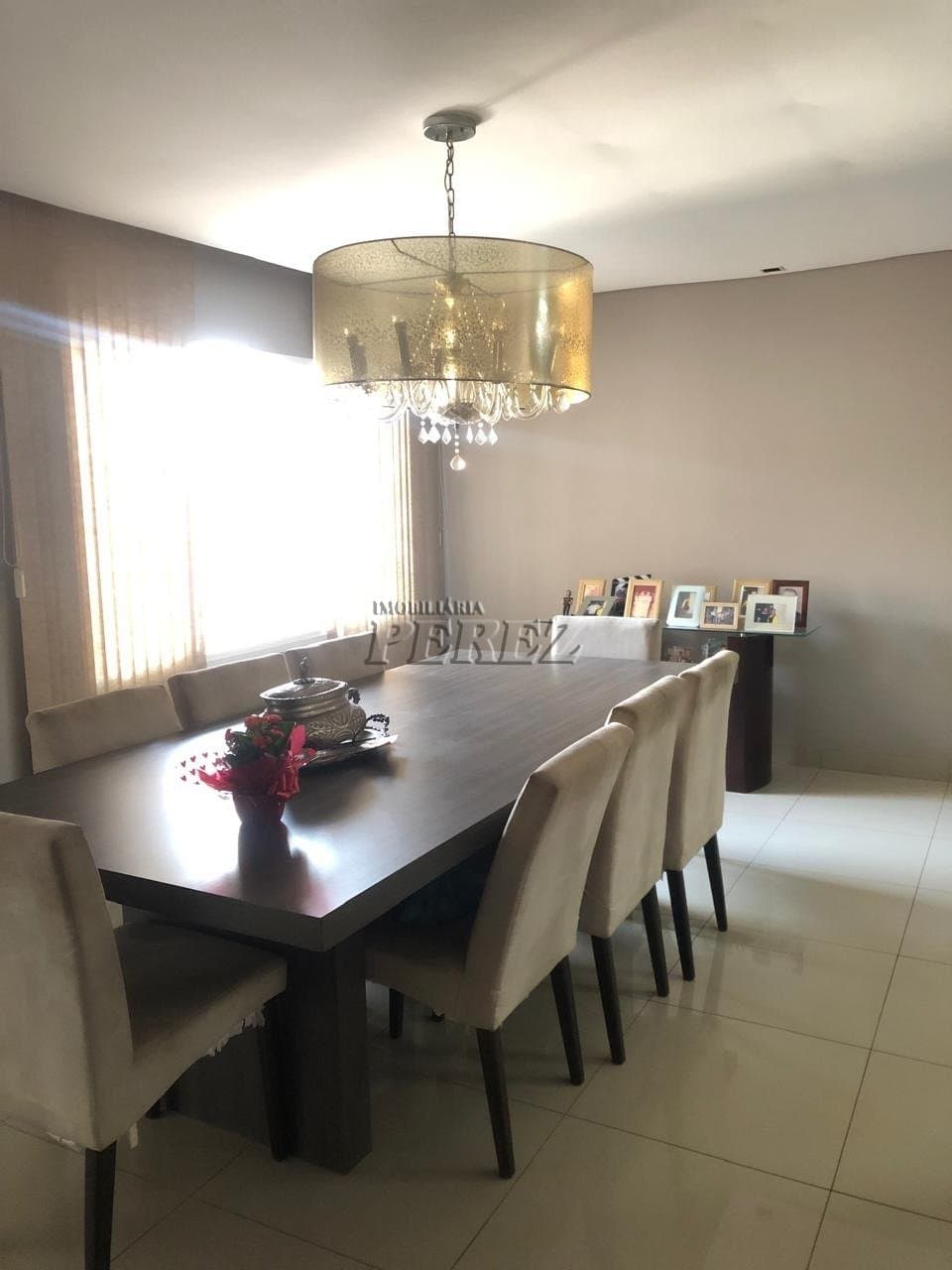 Casa, de 4 quartos, 270 m² à venda no Caravelle - Londrina/PR - Foto 2